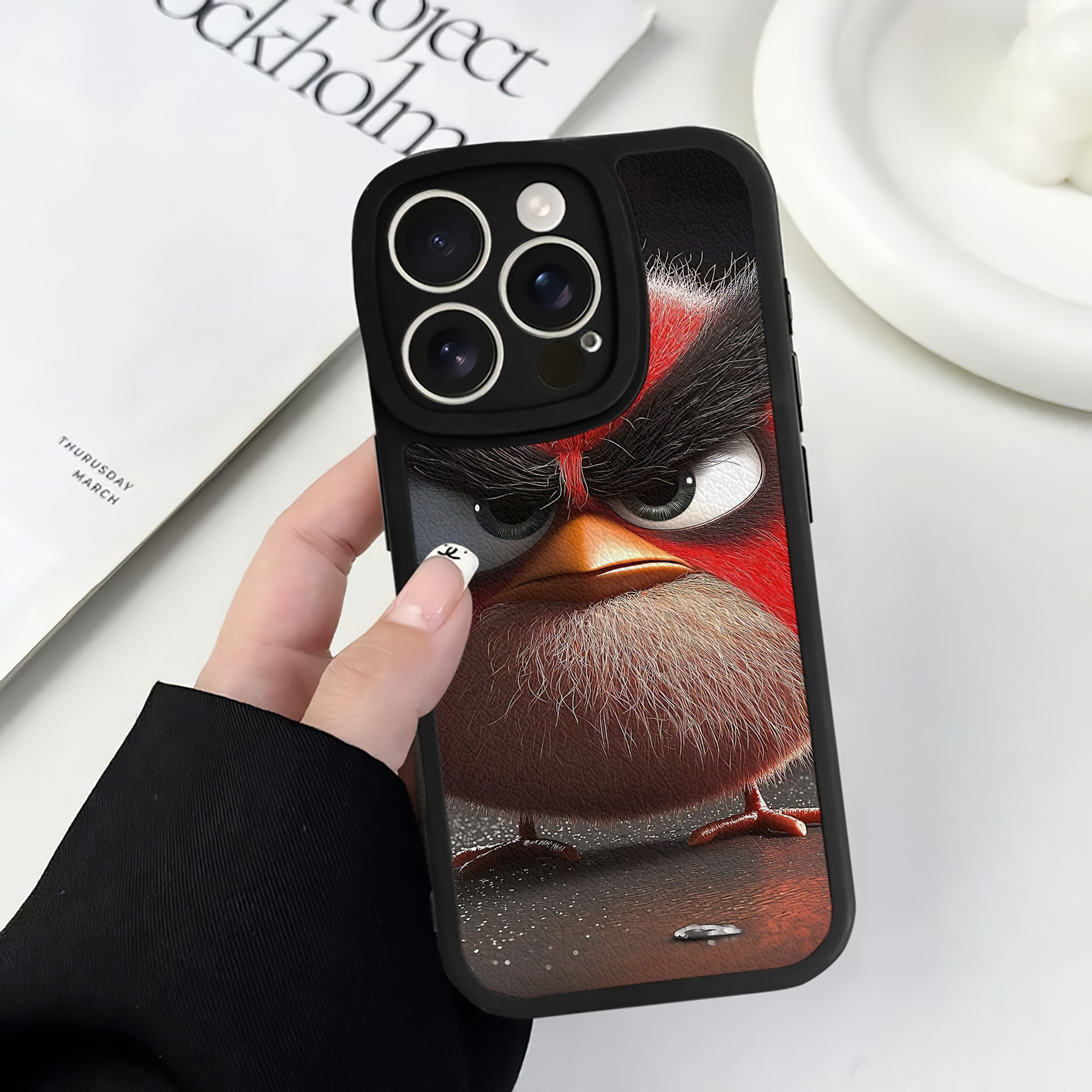 （画像用） Angry Birds アングリーバード 【iPhone 16シリーズ対応】シリコンスマホケース（レザー調） 材質：シリコン